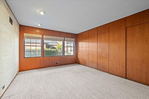 Tiny photo for 236 Bristol Street, Northfield, IL 60093 (MLS # 12500747)