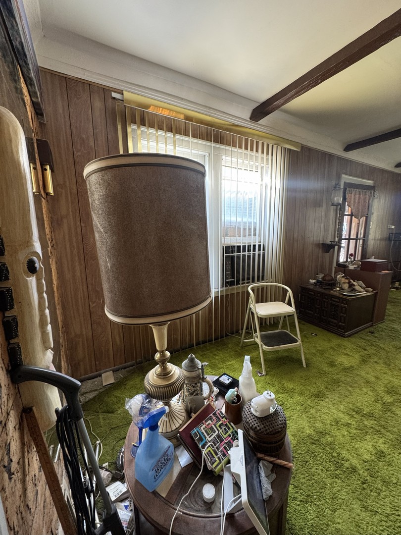 8239 S Ridgeland Avenue