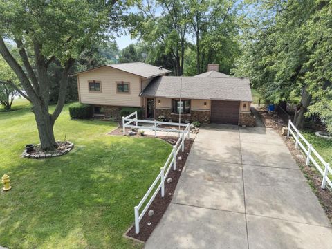 Tiny photo for 101 Seabury Road, Bolingbrook, IL 60440 (MLS # 12448144)