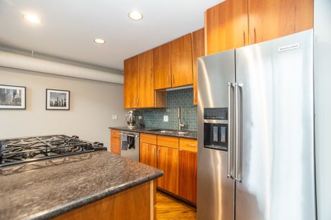 Tiny photo for 1130 W Cornelia Avenue #D, Chicago, IL 60657 (MLS # 12529575)
