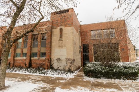 Photo of 1130 W Cornelia Avenue #D, Chicago, IL 60657 (MLS # 12529575)