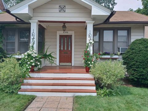 Photo of 8506 S Euclid Avenue, Chicago, IL 60617 (MLS # 12587871)