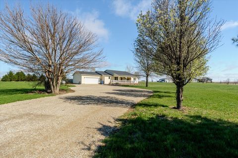 Tiny photo for 1388 E 2950 North Road, Mansfield, IL 61854 (MLS # 12610578)
