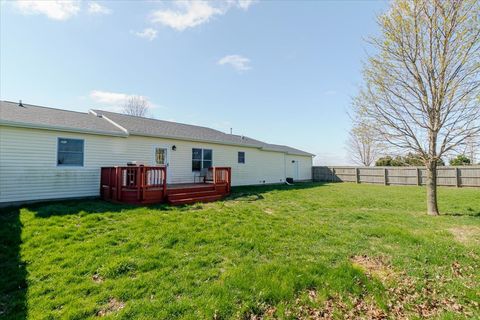 Tiny photo for 1388 E 2950 North Road, Mansfield, IL 61854 (MLS # 12610578)