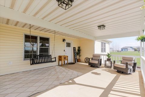 Tiny photo for 1388 E 2950 North Road, Mansfield, IL 61854 (MLS # 12610578)