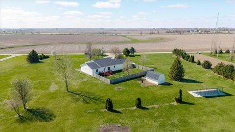 Tiny photo for 1388 E 2950 North Road, Mansfield, IL 61854 (MLS # 12610578)