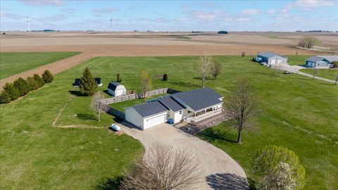 Tiny photo for 1388 E 2950 North Road, Mansfield, IL 61854 (MLS # 12610578)