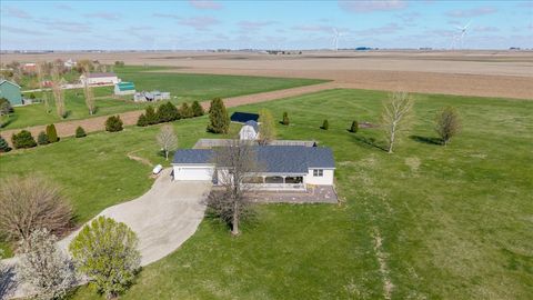 Tiny photo for 1388 E 2950 North Road, Mansfield, IL 61854 (MLS # 12610578)