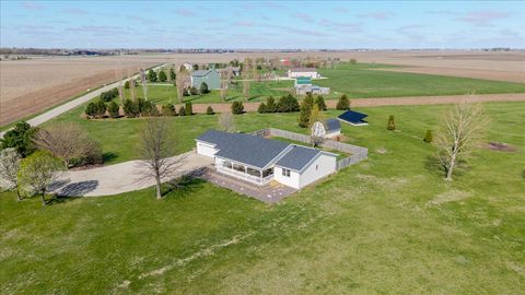 Tiny photo for 1388 E 2950 North Road, Mansfield, IL 61854 (MLS # 12610578)