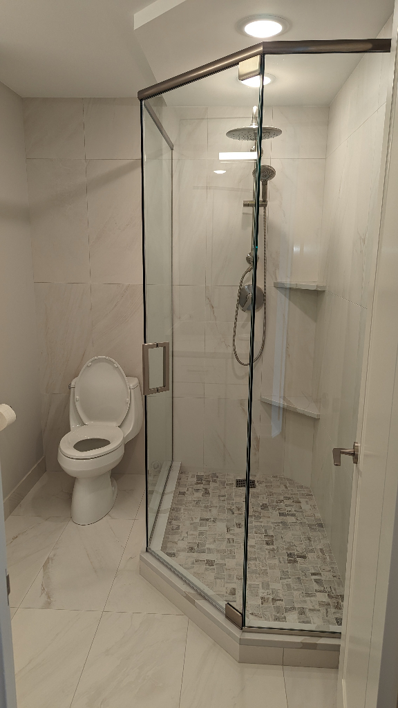 505 N Lake Shore Drive APT1006