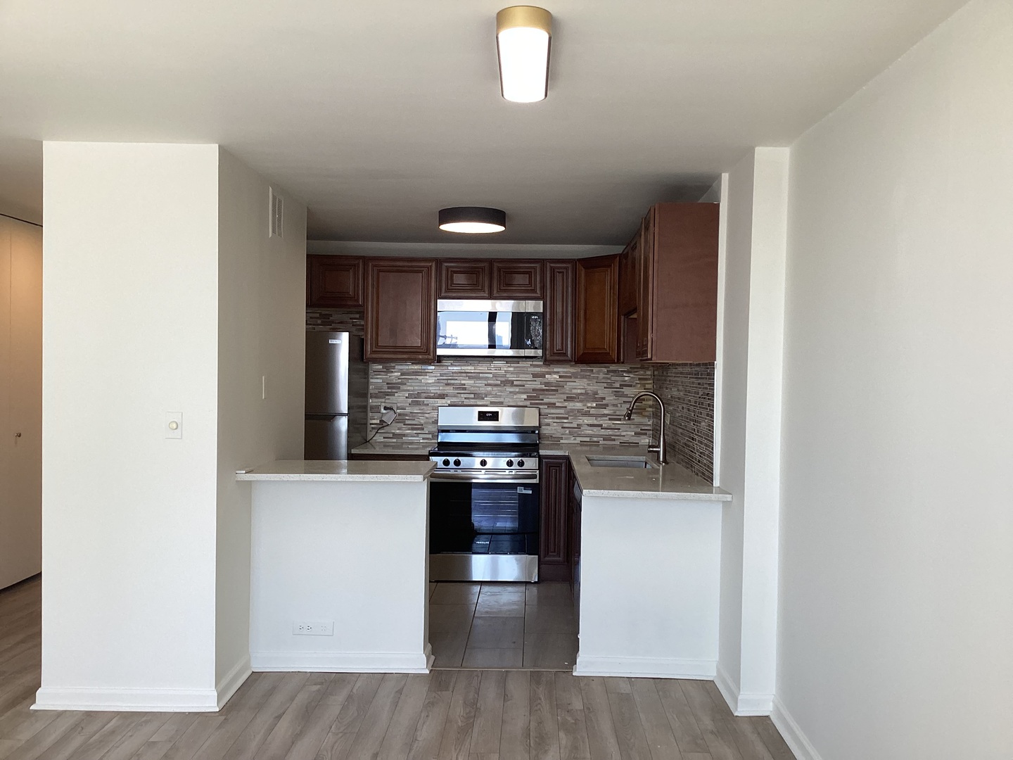 5100 N Marine Drive 14E