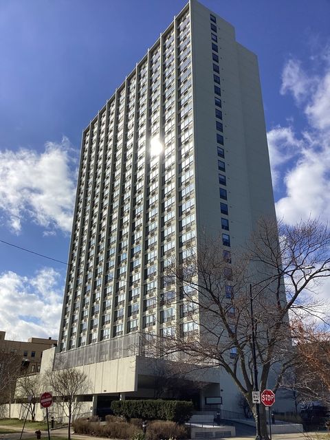 5100 N Marine Drive 14E Chicago IL 60640