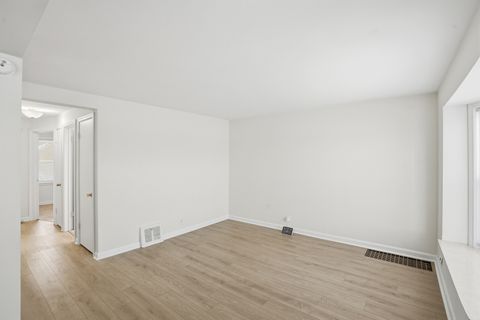 Tiny photo for 11056 S STATE LINE Road, Chicago, IL 60617 (MLS # 12635010)