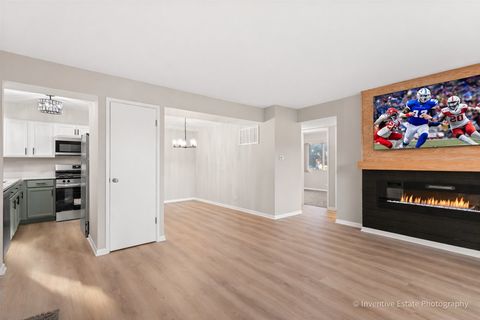 Tiny photo for 4819 W 109th Street #3-103, Oak Lawn, IL 60453 (MLS # 12572237)