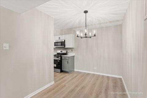 Tiny photo for 4819 W 109th Street #3-103, Oak Lawn, IL 60453 (MLS # 12572237)