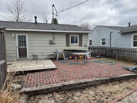 Tiny photo for 450 E 7th Street Court E, Milan, IL 61264 (MLS # 12591283)