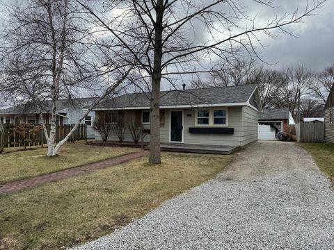 Tiny photo for 450 E 7th Street Court E, Milan, IL 61264 (MLS # 12591283)
