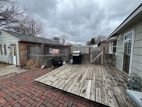 Tiny photo for 450 E 7th Street Court E, Milan, IL 61264 (MLS # 12591283)