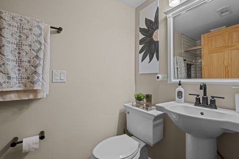 Tiny photo for Naperville, IL 60565 (MLS # 12508858)