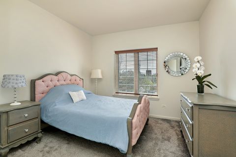 Tiny photo for 626 Homewood Avenue #405, Highland Park, IL 60035 (MLS # 12621146)