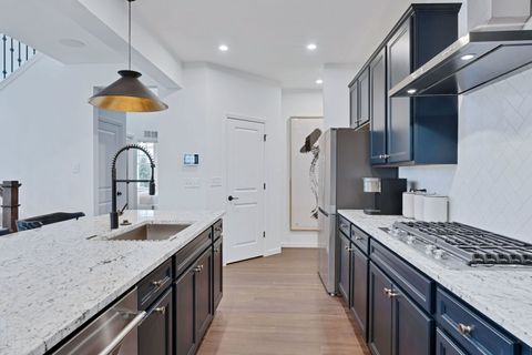 Tiny photo for 6201 Links Drive #24001, Woodridge, IL 60517 (MLS # 12446393)