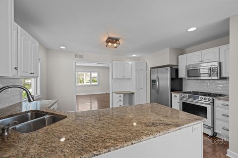Tiny photo for 1331 N Main Street, Naperville, IL 60563 (MLS # 12584972)
