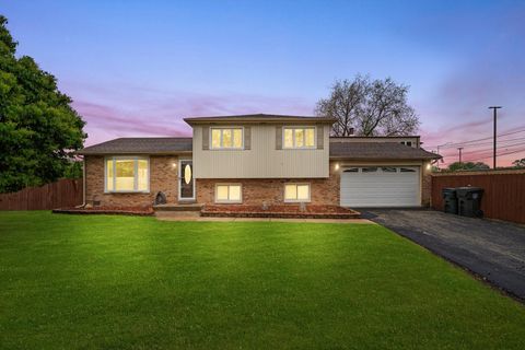 8300 S 79th Court Justice IL 60458