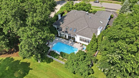 Tiny photo for 4202 Royal Fox Drive, St. Charles, IL 60174 (MLS # 12737039)