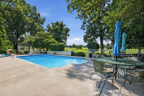 Tiny photo for 4202 Royal Fox Drive, St. Charles, IL 60174 (MLS # 12737039)