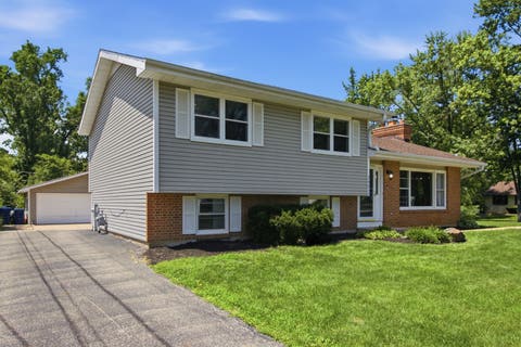Photo of Lake Villa, IL 60046 (MLS # 12683366)
