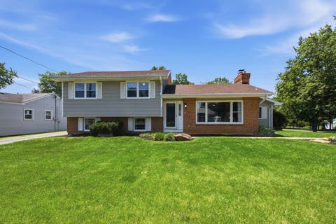 Tiny photo for Lake Villa, IL 60046 (MLS # 12683366)