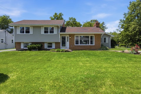 Tiny photo for Lake Villa, IL 60046 (MLS # 12683366)