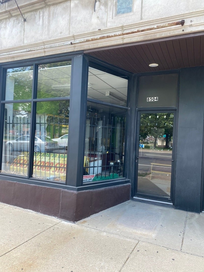 Photo 1 of 4 — 8504 S STONY ISLAND Avenue, Chicago, IL 60617