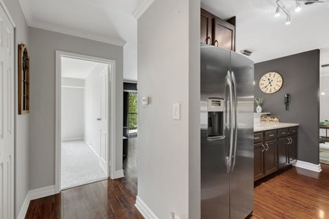 Tiny photo for 1605 E Central Road #304A, Arlington Heights, IL 60005 (MLS # 12709442)