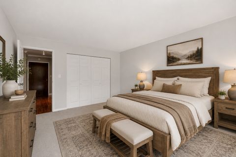 Tiny photo for 1605 E Central Road #304A, Arlington Heights, IL 60005 (MLS # 12709442)