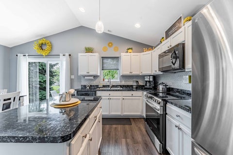 Tiny photo for 4618 Edinburgh Court, Joliet, IL 60431 (MLS # 12745186)