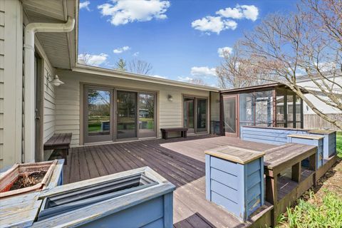 Tiny photo for 205 E SHERWIN Circle, Urbana, IL 61802 (MLS # 12602071)