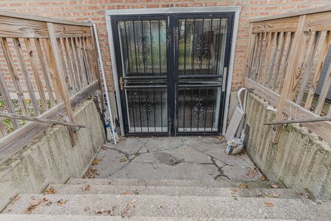 Tiny photo for 10528 S Aberdeen Street, Chicago, IL 60643 (MLS # 12522622)