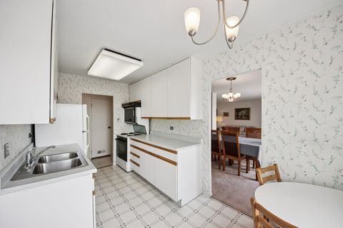 Tiny photo for 7141 N Kedzie Avenue #1213, Chicago, IL 60645 (MLS # 12594465)