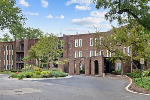 Tiny photo for 1430 Sandstone Drive #115, Wheeling, IL 60090 (MLS # 12667410)