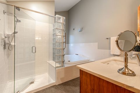 Tiny photo for 16373 W Menna Lane, Lincolnshire, IL 60069 (MLS # 12565489)