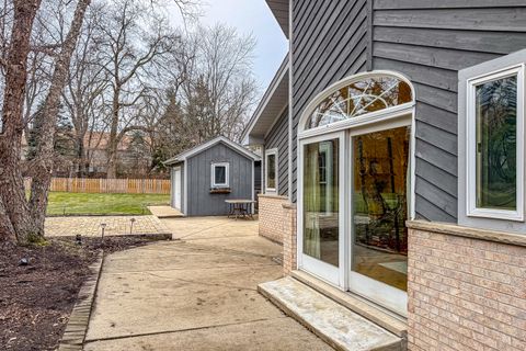 Tiny photo for 16373 W Menna Lane, Lincolnshire, IL 60069 (MLS # 12565489)