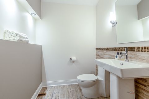 Tiny photo for 16373 W Menna Lane, Lincolnshire, IL 60069 (MLS # 12565489)