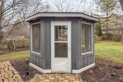 Tiny photo for 16373 W Menna Lane, Lincolnshire, IL 60069 (MLS # 12565489)