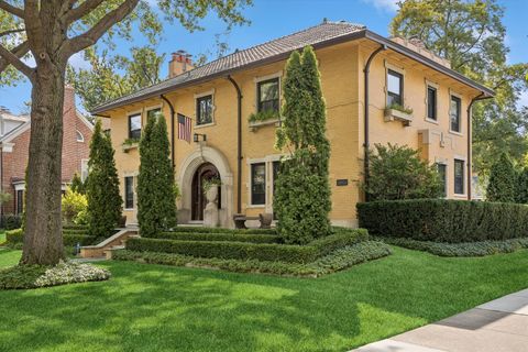 647 Linden Avenue Oak Park IL 60302