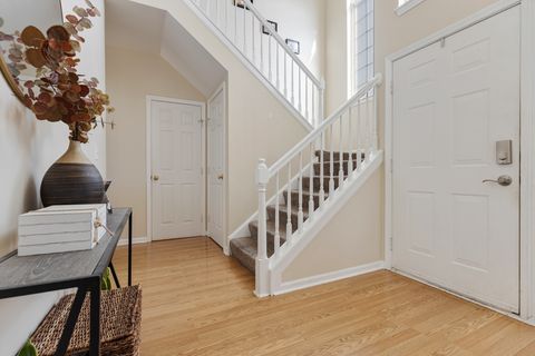 Tiny photo for 7 Elizabeth Court, Lake In The Hills, IL 60156 (MLS # 12579879)