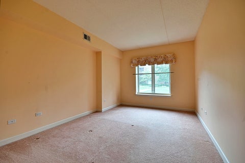 Tiny photo for 865 E 22nd. Street #102, Lombard, IL 60148 (MLS # 12715013)