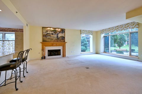 Tiny photo for 865 E 22nd. Street #102, Lombard, IL 60148 (MLS # 12715013)