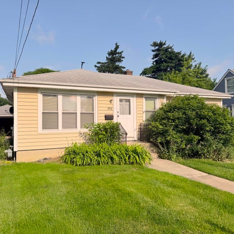 Tiny photo for 554 Westmore Meyers Road, Lombard, IL 60148 (MLS # 12692209)