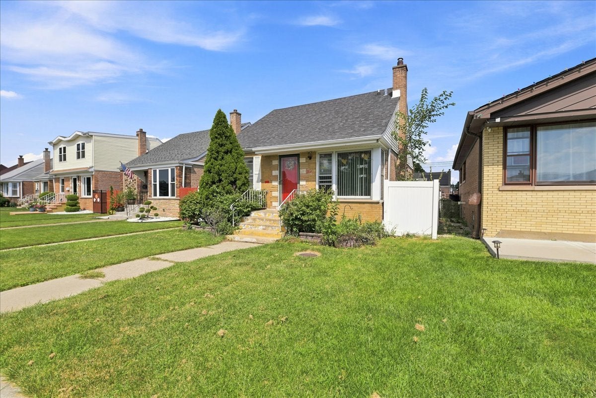 3816 W 84th Place